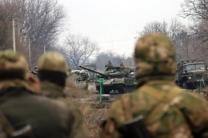 Группировка войск Донецкой Народной Республики наносит огневое поражение 