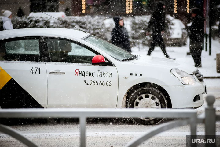 В России хотят установить в такси тревожные кнопки