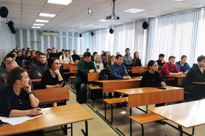 Антитеррор в Хакасии: студентам рассказали об угрозах вовлечения в экстремистские организации