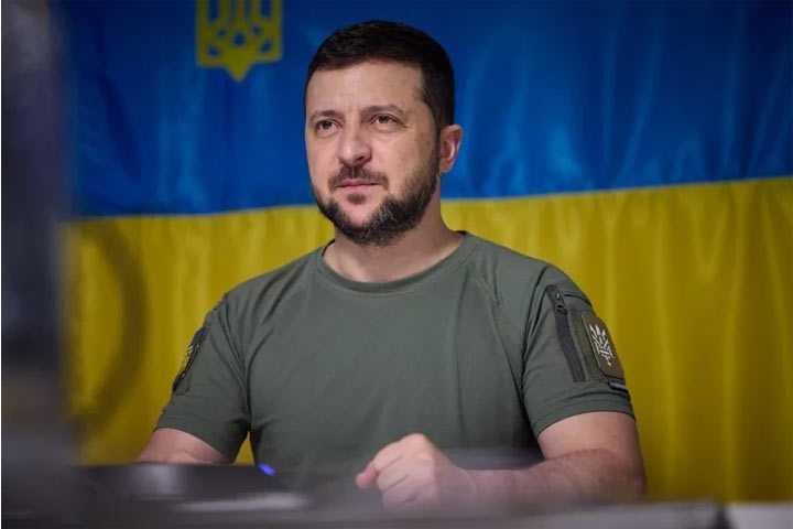 Зеленский назначил командующего Сухопутными войсками ВСУ на замену Сырскому
