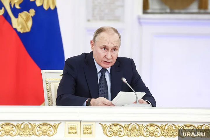 Зюганов анонсировал послание Путина Федеральному Собранию