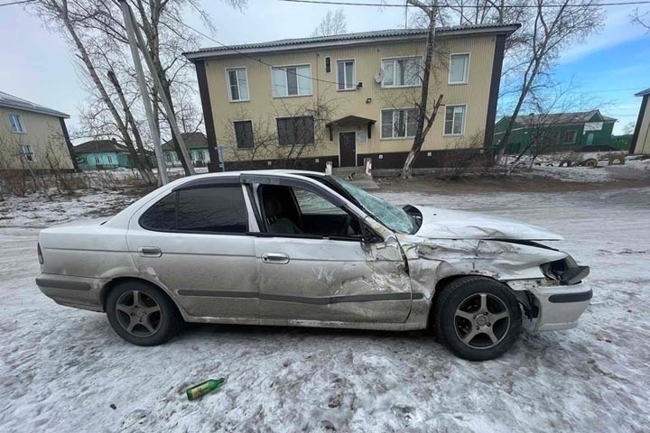 В Черногорске автоледи не уступила дорогу маршрутке, пострадала юная пассажирка автобуса 