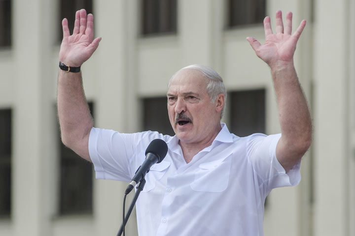 Лукашенко предупредил о Третьей мировой из-за действий Запада. «Очумевшие»