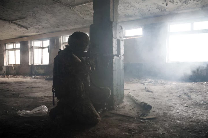 Часть солдат ВСУ остается на коксохимическом заводе в Авдеевке