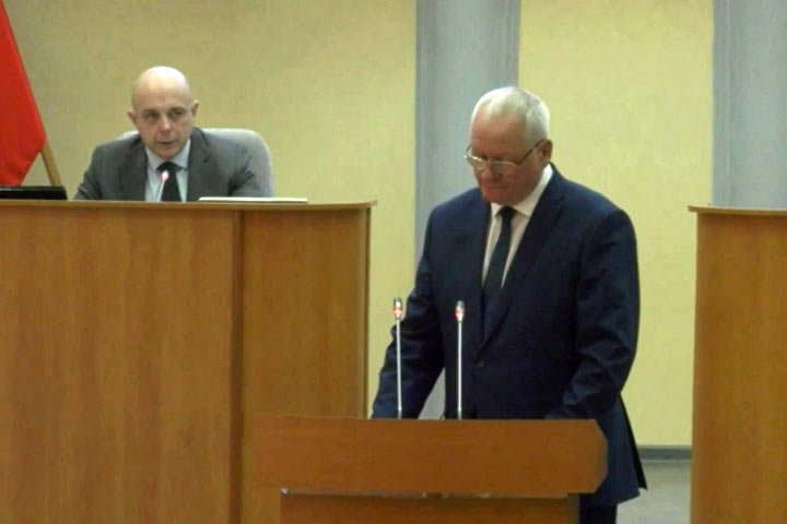Законодательная инициатива главы Хакасии об усилении  соцподдержки сирот одобрена парламентом