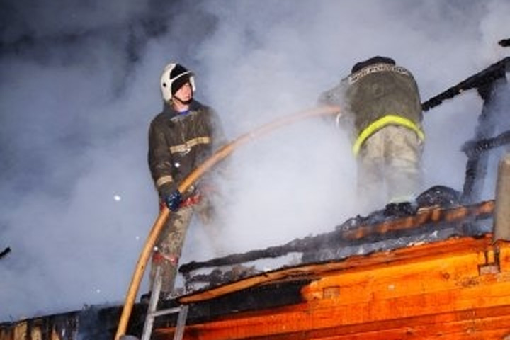 В Хакасии за сутки девять пожаров