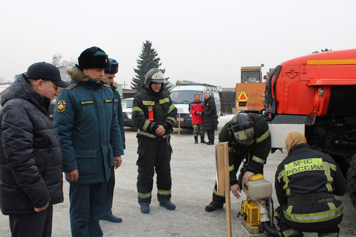 В Хакасии оценили готовность пяти муниципалитетов к паводку и пожарам  