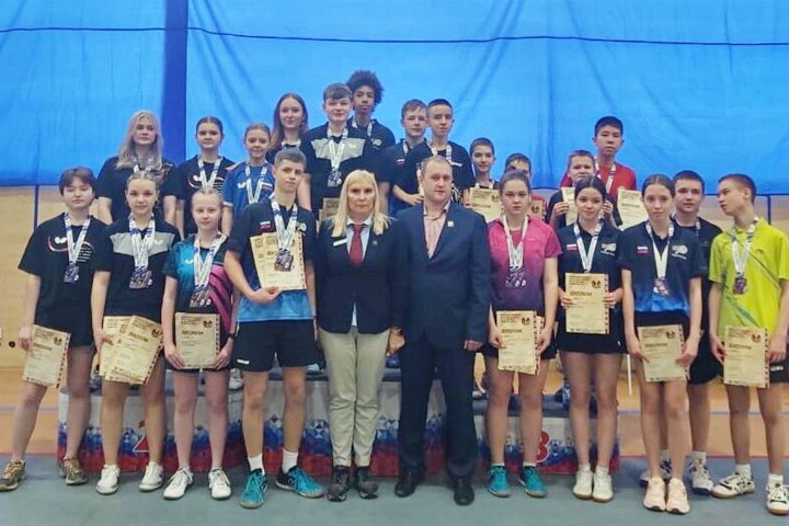 Теннисисты Хакасии завоевали медали первенства Сибири