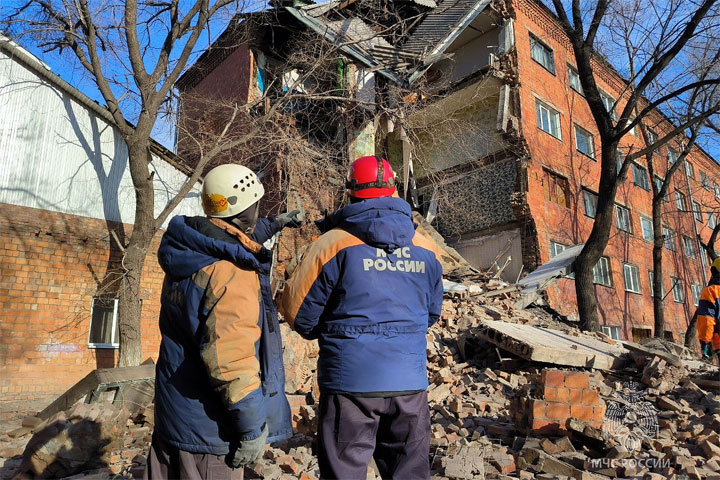 Перзам главы Хакасии выехала в Черногорск на место обрушения общежития