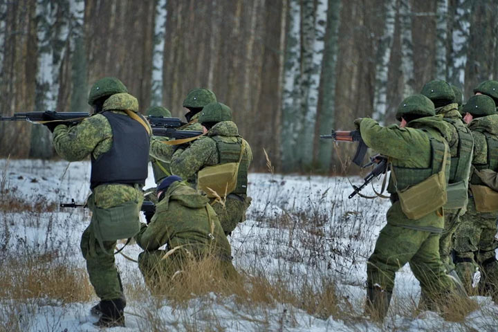 Российские военные продвинулись в районе Работино
