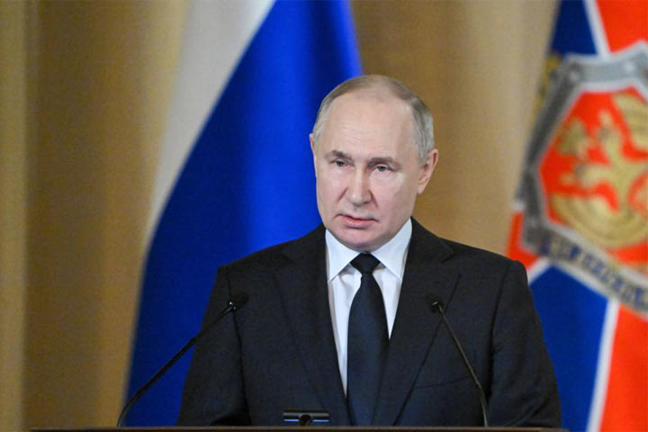 Путин поручил ФСБ наказывать предателей без срока давности