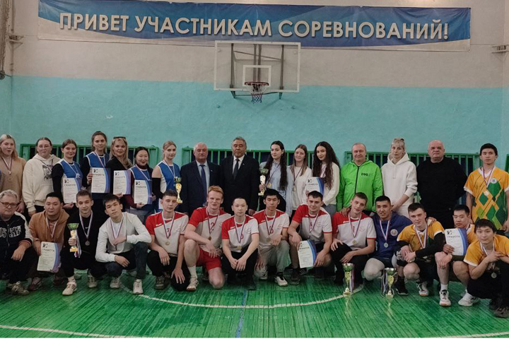 В Хакасском политехническом колледже состоялся финал соревнований по волейболу 