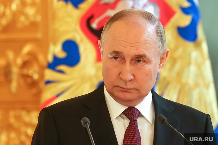 Путину в первые минуты доложили о начале стрельбы в «Крокусе»