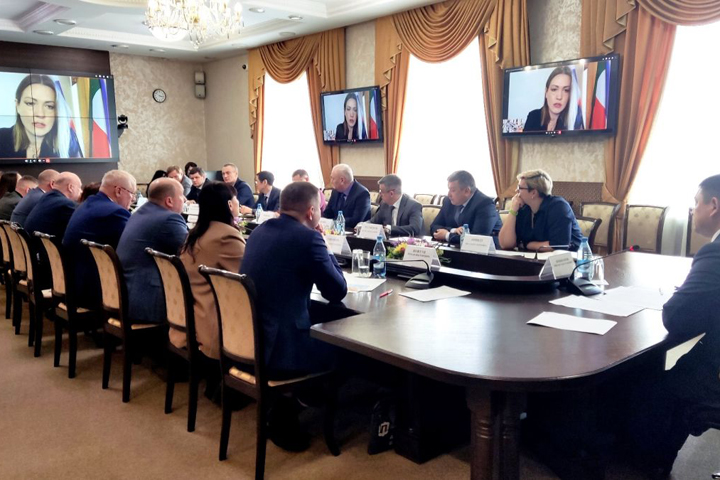В правительстве Хакасии обсудили участие республики в выставке-форуме «Россия»