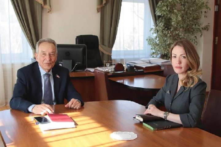 Юлия Исмагилова примет участие в работе сессии Верховного Совета Хакасии