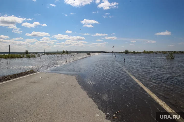 Появились кадры последствия паводка в Оренбурге. Видео