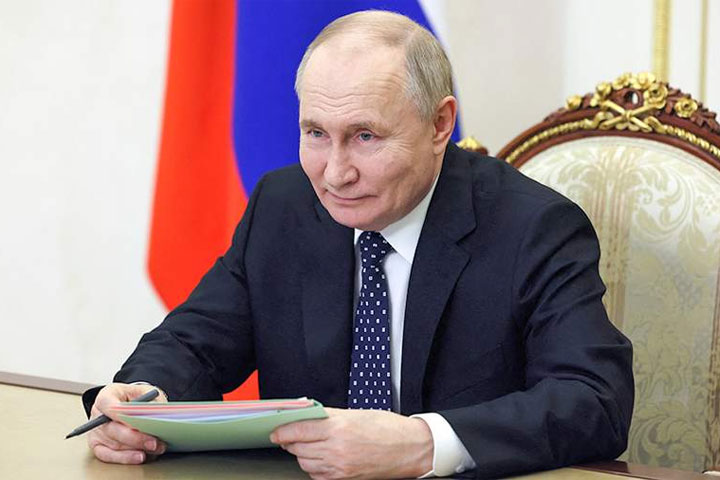 Путин поздравил мусульман с праздником Ураза-байрам