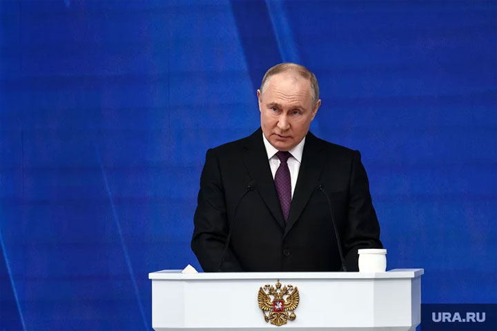 Путин назвал знаковым событием запуск «Ангары»