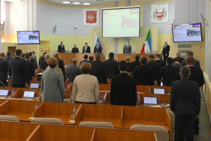 Депутаты почтили память погибших воинов из Хакасии