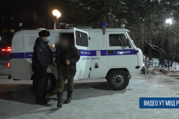 В Хакасии двух мужчин поймали за нехорошим делом 