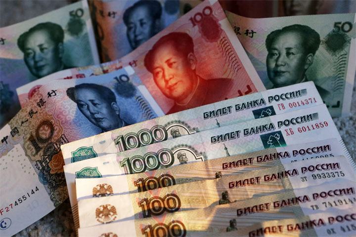 Китай готов торговать с Россией и юанями, и рублями