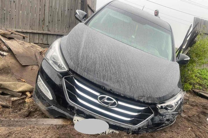 В Черногорске пожилой водитель на Hyundai Santa Fe устроил аварию по встречке