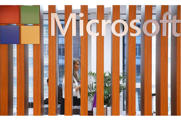 Внезапно: Microsoft вновь просится в Россию, хотя его отсутствие мало кто заметил 