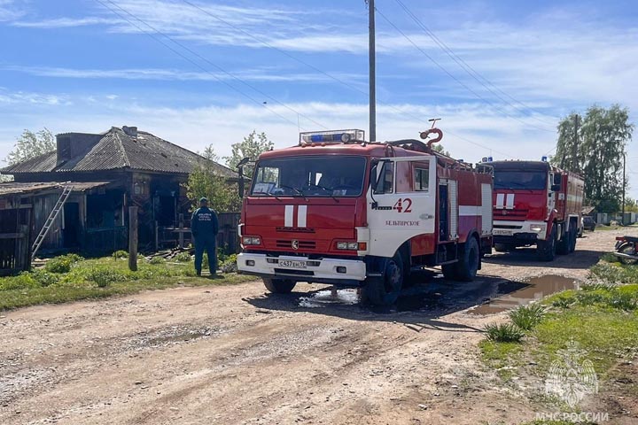 В МЧС считают, что постройки по Советской в Абакане сгорели по неосторожности