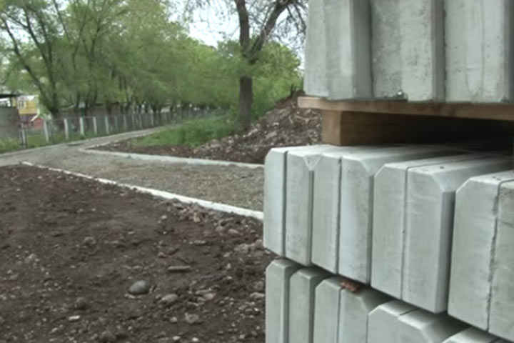 Обновление городского пространства происходит в Саяногорске - видео