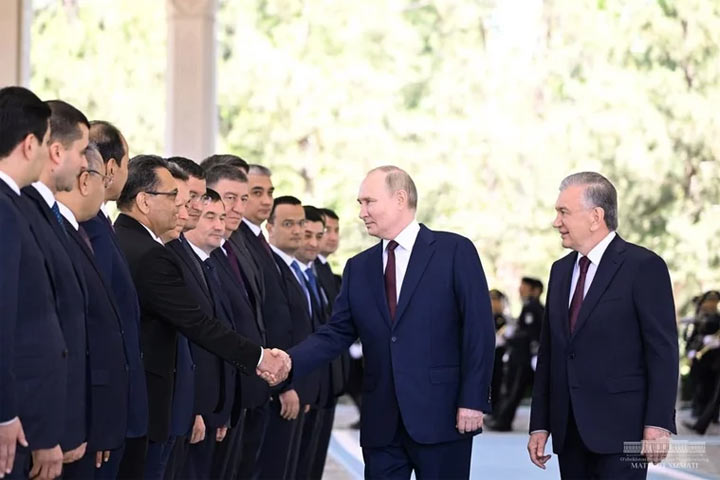 Путин отметил особое значение отношений с Узбекистаном