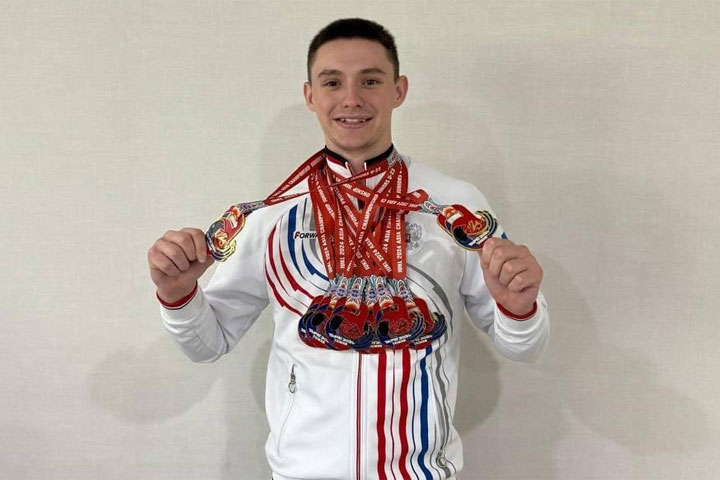 Федор Жибинов из Хакасии завоевал 10 золотых медалей на международных соревнованиях