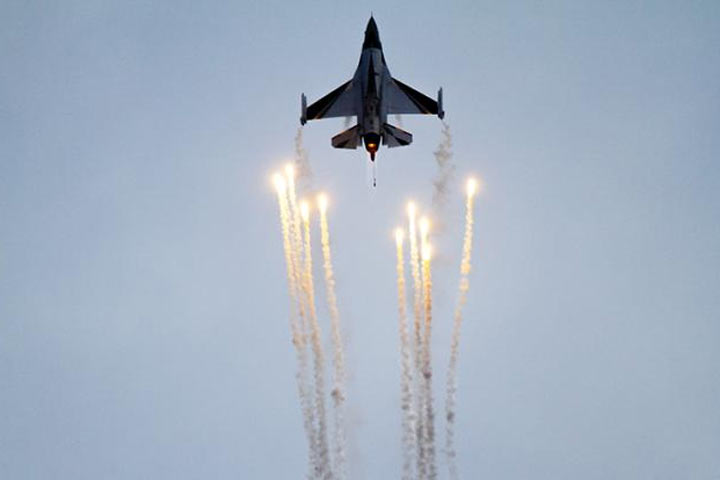 F-16 сбить проще, чем МиГ-29 — С-300 не даст соврать