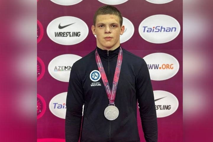 Борец из Хакасии стал серебряным призером первенства Европы