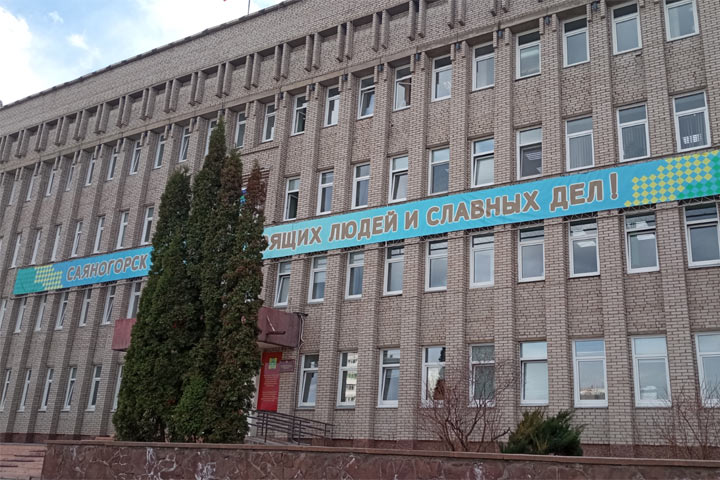 Ничем не занятые малолетки-вандалы распоясались в Саяногорске