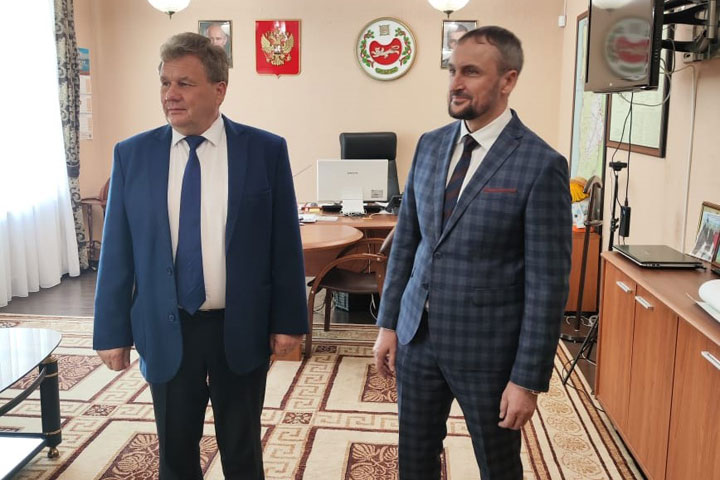 Министром ЖКХ и энергетики Хакасии стал Максим Виноградов