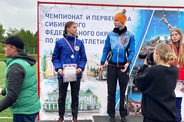 Студентка ХГУ завоевала серебро на первенстве Сибири