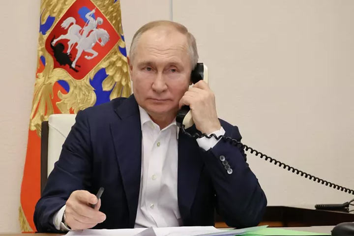 Путин и президент Киргизии провели телефонный разговор