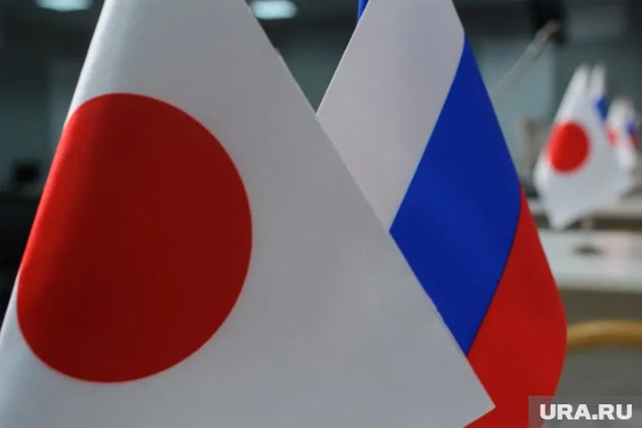 Японию напугал визит Путина к Ким Чен Ыну