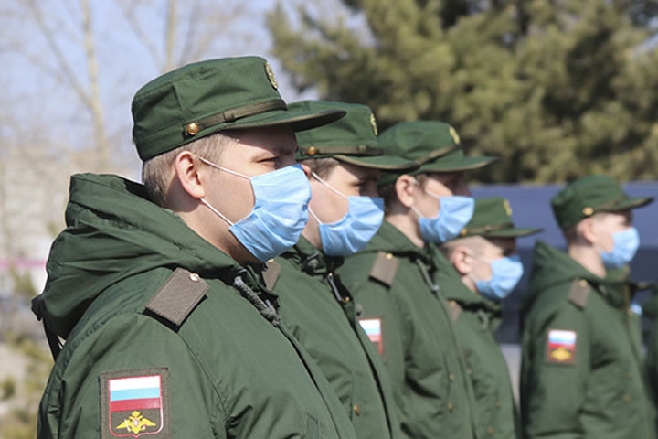 Более 600 жителей Хакасии отправятся в армию в весенний призыв