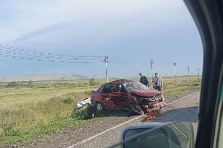 На трассе Абакан - Аскиз произошло массовое ДТП с пострадавшими