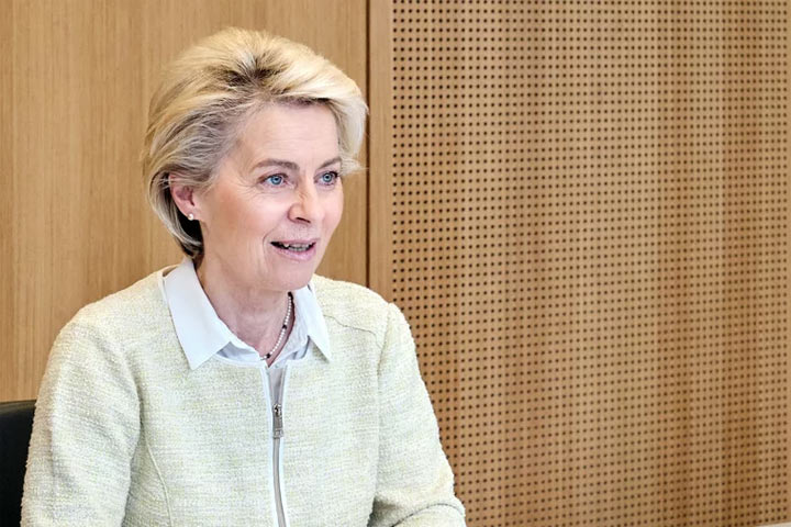 Урсула фон дер Ляйен переизбрана главой Еврокомиссии