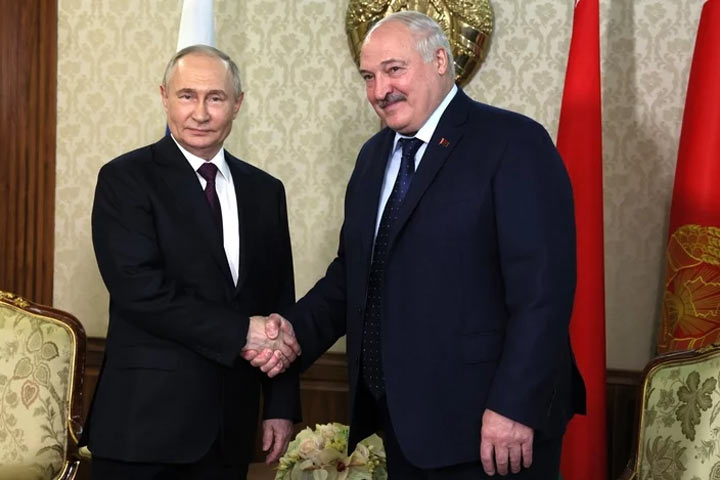 Путин признал авторитет Лукашенко