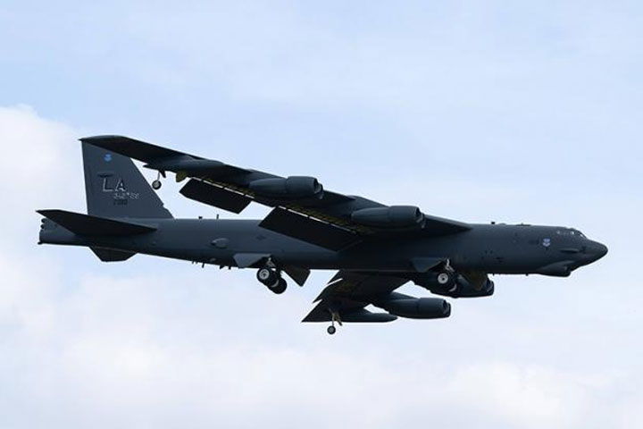 Над Кольским полуостровом чуть не сбили B-52, американские асы наделали в штаны