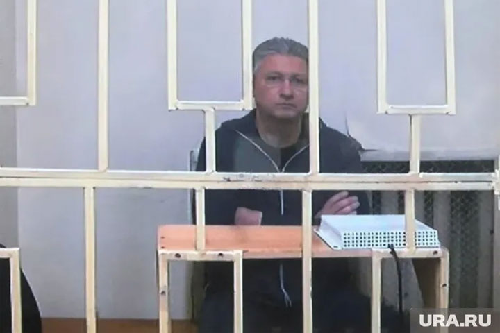 Бывший зам Шойгу Иванов заявил, что его действия не считаются криминальными