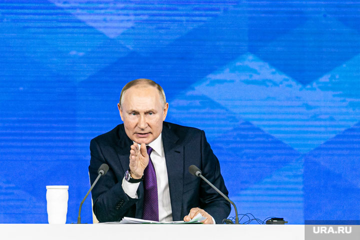 Путин включил внутренний ресурс РФ в борьбу с давлением Запада