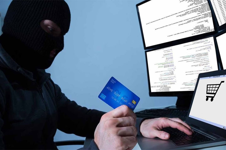 Эксперт по кибербезопасности Пащенко предупредил о мошенничестве с банковскими картами