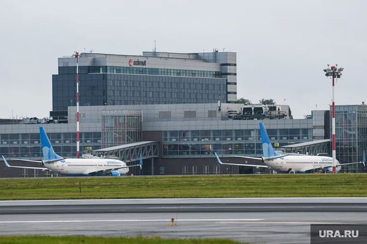 «Люди выбегали из аэропорта»: пассажиры сообщили о ЧП в Кольцово