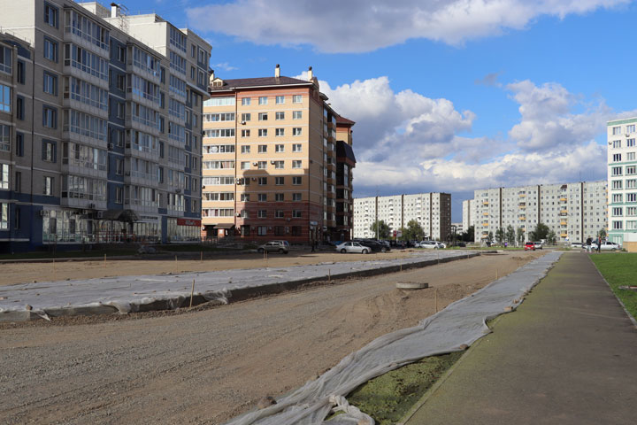 На одной из улиц столицы Хакасии благоустройство планируют завершить до середины октября