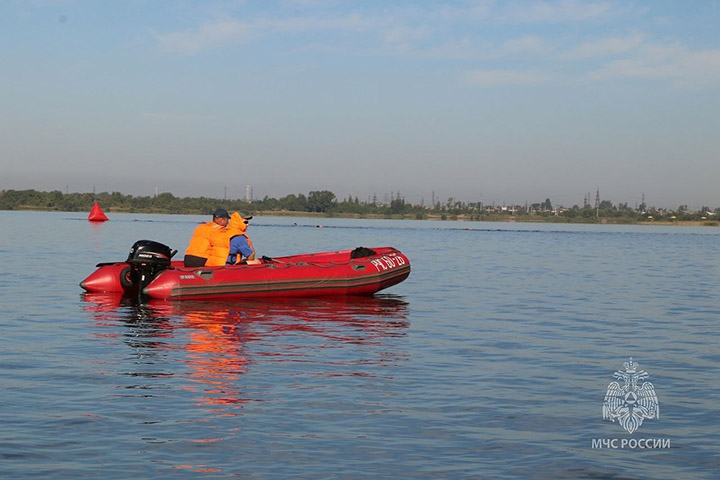 Осенью падение в воду часто приводит к гибели - жителей Хакасии предупредили