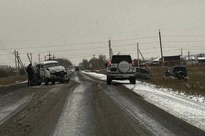 Первый снег в Хакасии привел к многочисленным авариям